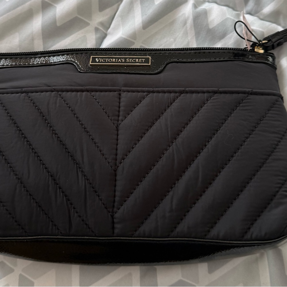 New Victoria's Secret soft zip make up bag